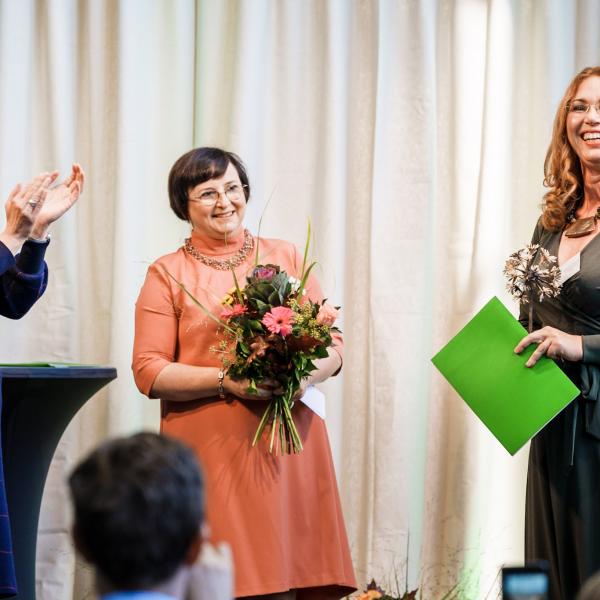 Verleihungen Des Gruenderinnenpreises 2021 02